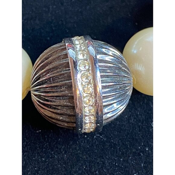 Givenchy 16" Vintage Imitation Pearl Necklace With Rhinestone Clasp - Picture 8 of 9